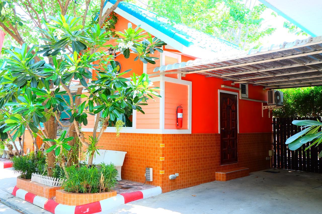 Rak Kun Resort 2 Nakhon Sawan Exterior photo