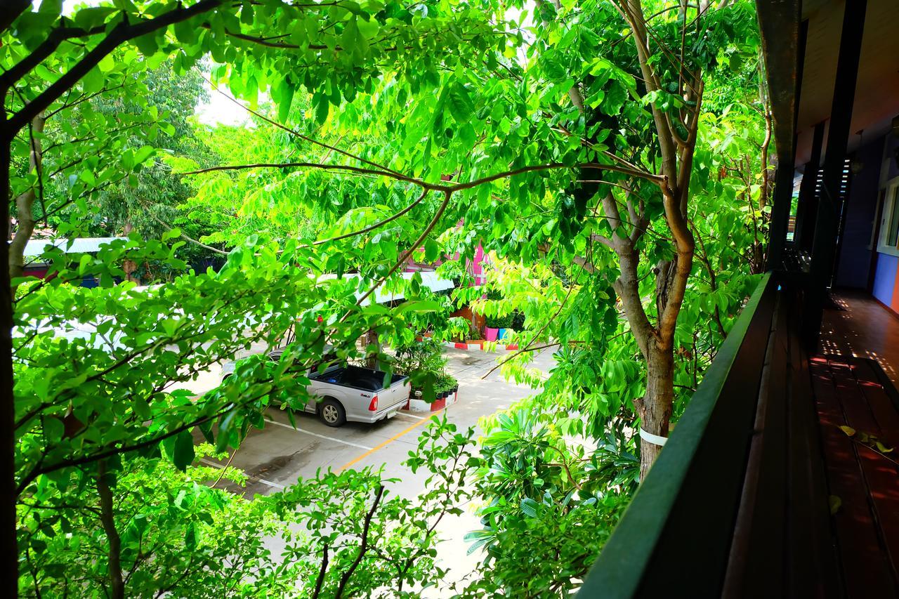 Rak Kun Resort 2 Nakhon Sawan Exterior photo